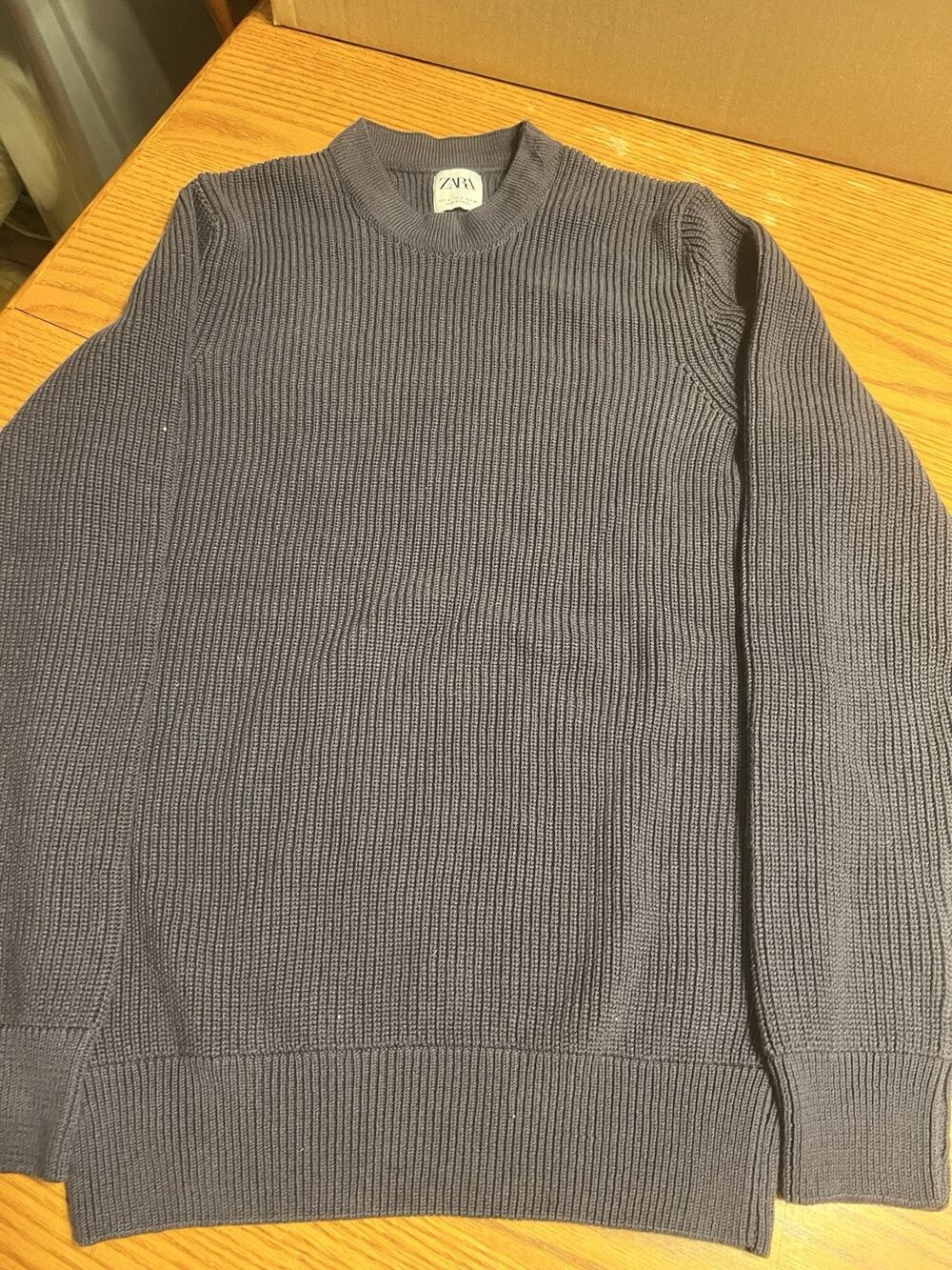 Zara Men’s Black Essential Knit Crewneck Sweater Small